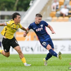 世界杯官方直播入口-理文队夺得中国香港足球总会联赛杯冠军|杰志|陈永诺|杰志队|中新网|艾华顿_新浪体育_新浪新闻